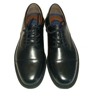 Dockers Mens Gordon black leather cap toe  shoes